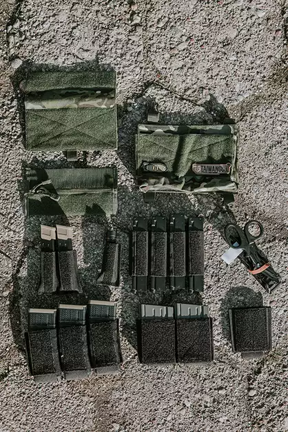 Insert triple pour chargeur carabine AR-15/M4 - Black [8FIELDS]