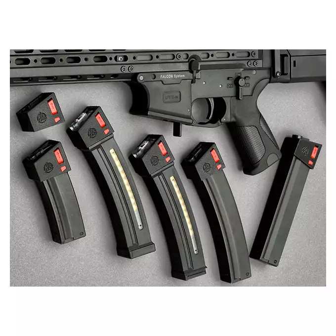 [Zestaw] M917C UTR45 - Black [DE Airsoft] + Prosty magazynek na 120 kulek do MP5/CM.106 [CYMA] + Adapter magazynka MP5/UTR [Hades Airsoft]