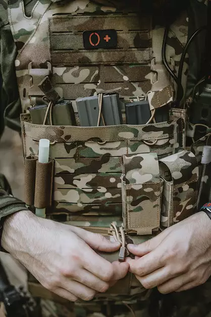 Panneau Buckle Up Laser-Cut Low Profile - Multicamo [8FIELDS]