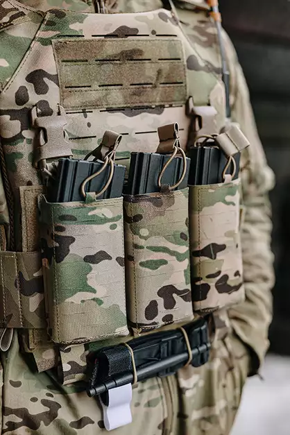 Panel Buckle Up Laser-Cut for 3 AR15/AK Magazines - Multicamo [8Fields]