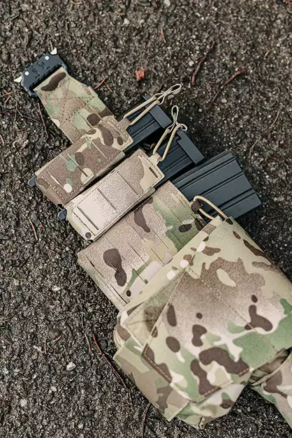 Porte chargeur Compact AR15/AK Simple Laser-Cut - Multicamo [8Fields]