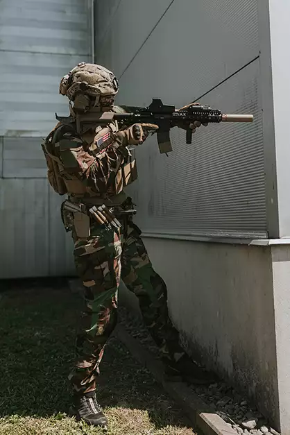 Single Laser-Cut Pistol Magazine Pouch with Flap - Coyote [8Fields]