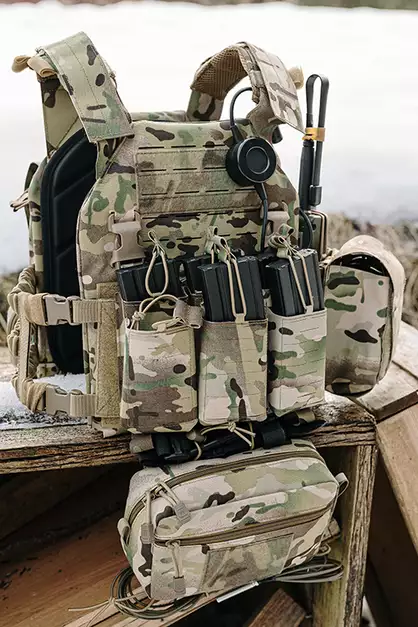 Panel Buckle Up Laser-Cut for 6 AR15/AK Magazines - Multicamo[8Fields]