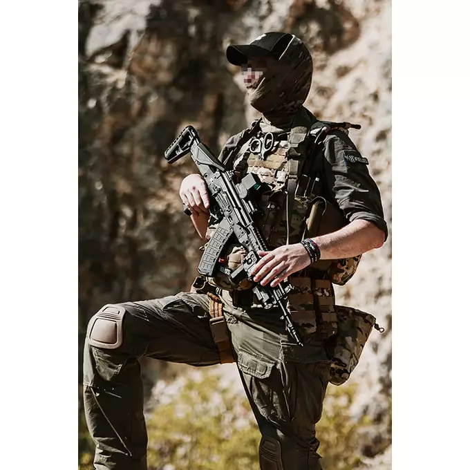 [Zestaw] WE09 Replika Karabinu Szturmowego Full Metal GBBR [WELL PRO] + Magazynek Green Gaz do Karabinów Gazowych AK12 GM [WELLPRO]