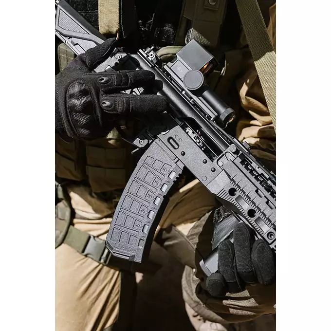 [Zestaw] WE09K replika karabinu szturmowego [WELL PRO] + Magazynek Mid-Cap na 180 kulek do AK12 [WELL]
