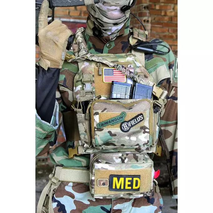 [Zestaw] Kompaktowy wielozadaniowy Chest Rig - Multicamo [8FIELDS] + Poczwórna wkładka na magazynki pistoletowe MP5/SMG - Black [8FIELDS]
