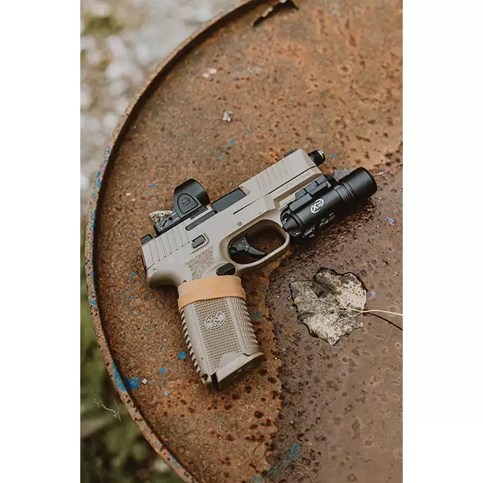 [Zestaw] Replika Pistoletu FN 509 GBB - Tan [Cybergun] + Mikrokolimator pistoletowy - Black [PCS]