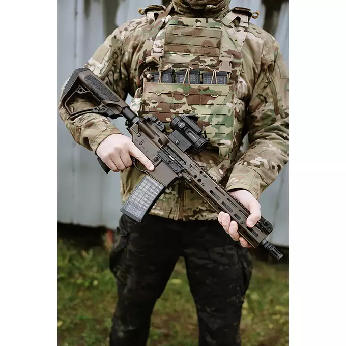 [Zestaw] Replika gazowa karabinka Daniel Defense DDM4 MK18 RIII 9.5 Lightning Serie - Brown [EMG] + Magazynek LANCER L5 5.56 AWN Green Gaz do karabinków gazowych CGS, MWS - Black [EMG]