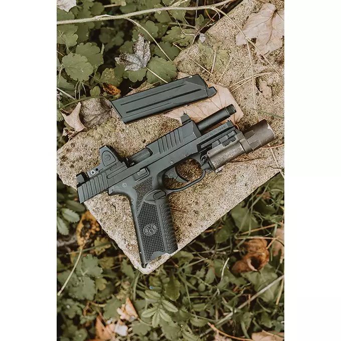 [Zestaw] Replika Pistoletu FN 509 GBB - Black [Cybergun] + Mikrokolimator pistoletowy - Black [PCS]