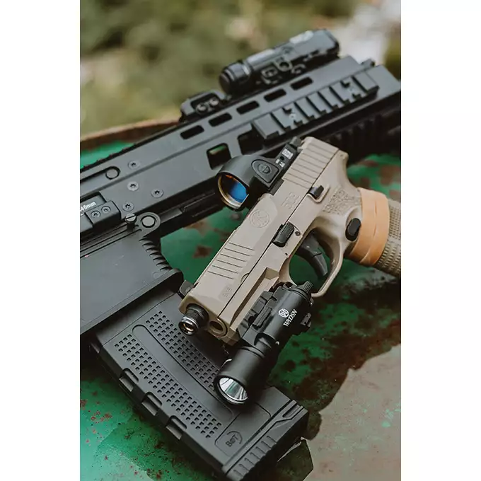 [Zestaw] Replika Pistoletu FN 509 GBB - Tan [Cybergun] + Mikrokolimator pistoletowy - Black [PCS]