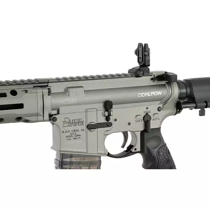 [Zestaw] Gazowa replika Daniel Defense DDM4 CQB PDW - GREY [EMG] + 30-kulkowy gazowy magazynek treningowy Lancer L5AWM .300 BLK - niebieski [EMG]