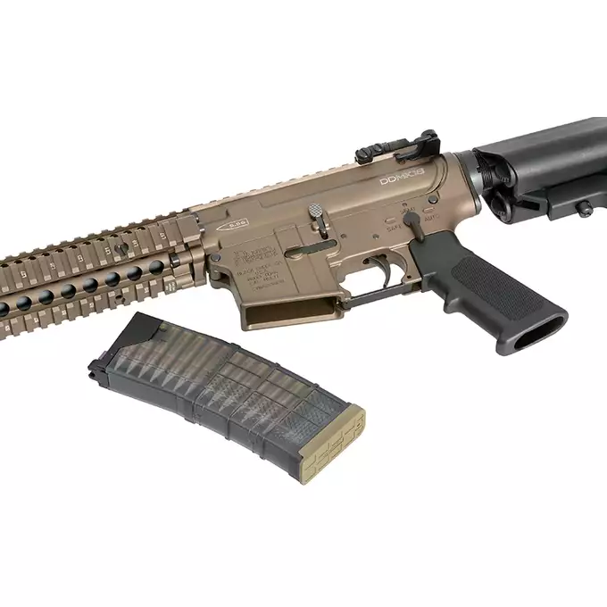 [Zestaw] Replika Gazowa Karabinka Daniel Defense DDMK18 - Dark Flat [EMG] + Standard Performance Green Gas 500ml [Nimrod]