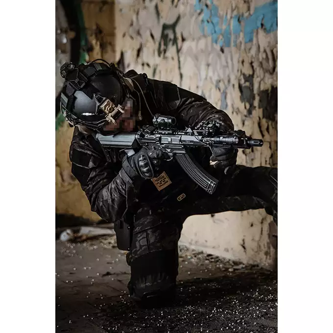 [Zestaw] Karabinek ASG M918G UTR Ek47 Falcon 3.0 ETU - Black [Double Eagle] + Ładowarka V3+ do akumulatorów LiPo/LiFe [IPower] + Akumulator Li-Po 1100mAh 11,1V 20C - Deans [IPower]