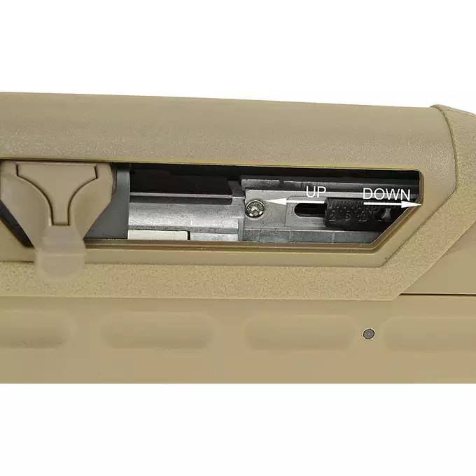 [Zestaw] Urban Assault Rifle - Tan [APS] + Akumulator Li-Po 1100mAh 7,4V 20C [IPower] + Ładowarka V3+ do akumulatorów LiPo/LiFe [IPower]