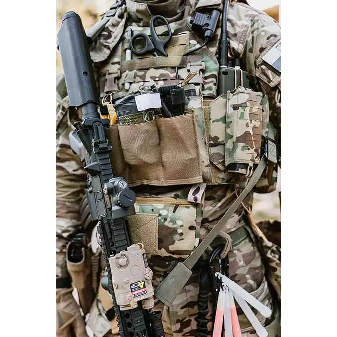 [Zestaw] Kamizelka Operator Plate Carrier Laser-Cut Buckle Up z ładownicą na magazynki AR/AK - Multicamo [8Fields] + Duża ładownica Laser-Cut ogólnego przeznaczenia - Multicamo [8FIELDS] + Panel Buckle Up Laser-Cut na 6 magazynków AR15/AK - Multicamo [8Fields]