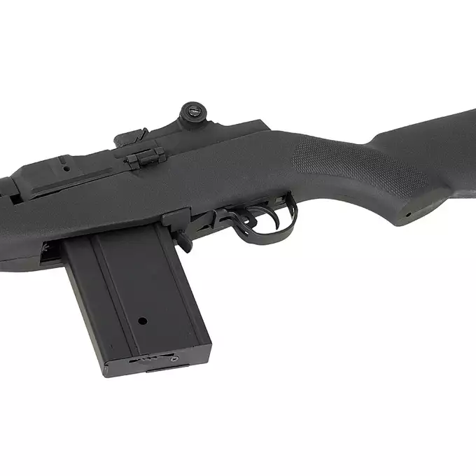 [Zestaw] CM.032 M14 rifle replica - Black Style [CYMA] + Ładowarka V3+ do akumulatorów LiPo/LiFe [IPower] + Akumulator Li-Po 1450mAh 7.4V 20C [IPower]