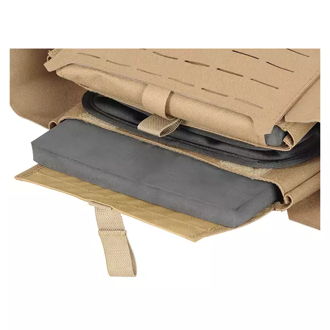 QRF Plate Carrier Laser-Cut Buckle Up with AR15/AK Magazine Pouch - Tan [8FIELDS]