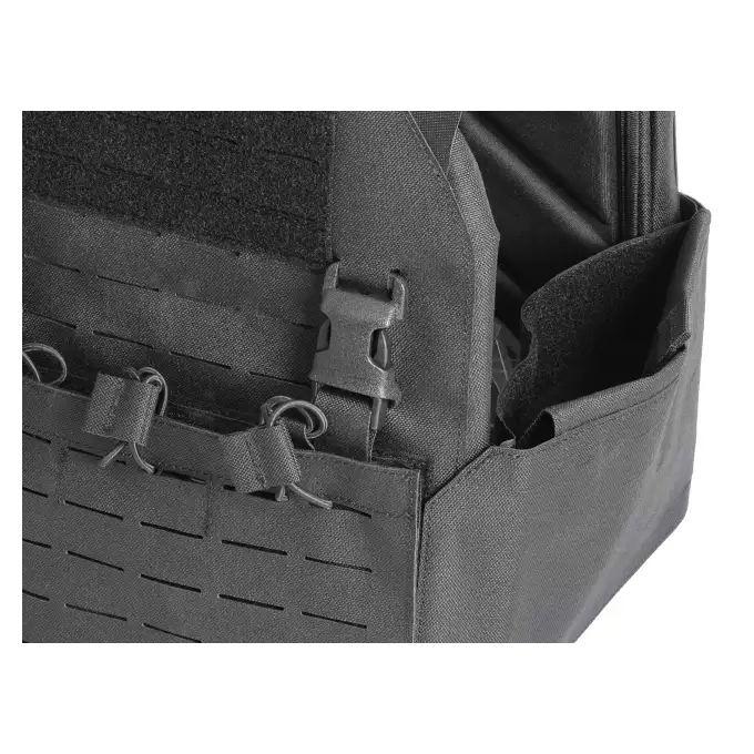 QRF Plate Carrier Laser-Cut Buckle Up with AR15/AK Magazine Pouch - Black [8FIELDS]