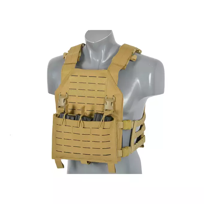 [Zestaw] Kamizelka Assault Plate Carrier Laser-Cut Buckle Up z ładownicą na magazynki AR/AK - Coyote [8Fields] + Duża ładownica Laser-Cut ogólnego przeznaczenia - Coyote [8FIELDS] + Panel Buckle Up Laser-Cut na 6 magazynków AR15/AK - Coyote [8Fields]
