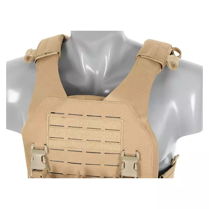QRF Plate Carrier Laser-Cut Buckle Up with AR15/AK Magazine Pouch - Tan [8FIELDS]