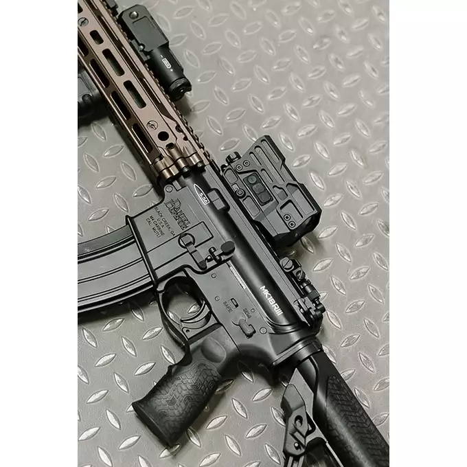[Zestaw] Kolimator Frenzy Plus 1x31x26 Red Dot [Vector Optics] + Powiększalnik Maverick Gen3 3x22 Magnifier MIL [Vector Optics]