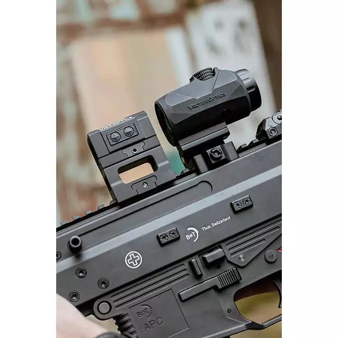 [Zestaw] Kolimator Frenzy Plus 1x31x26 Red Dot [Vector Optics] + Powiększalnik Maverick Gen3 3x22 Magnifier MIL [Vector Optics]