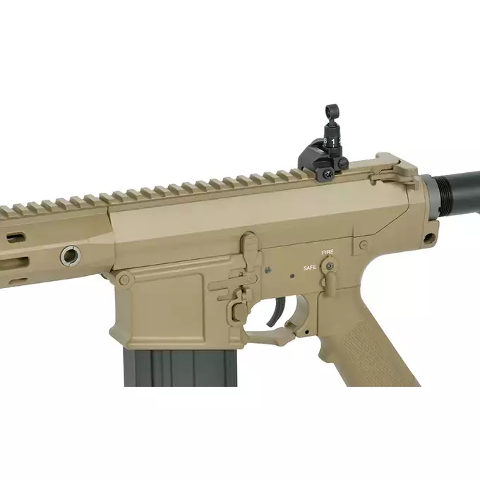 [Zestaw] Replika Airsoftowa EC-903 Edycja Advanced (ulepszony gearbox, programowalny ETU) - Dark Earth [E&amp;C] + Akumulator LI-PO 2200MAH 11,1V 20/40C - T-connector [8FIELDS] + Kompaktowa ładowarka LIPO B3Pro