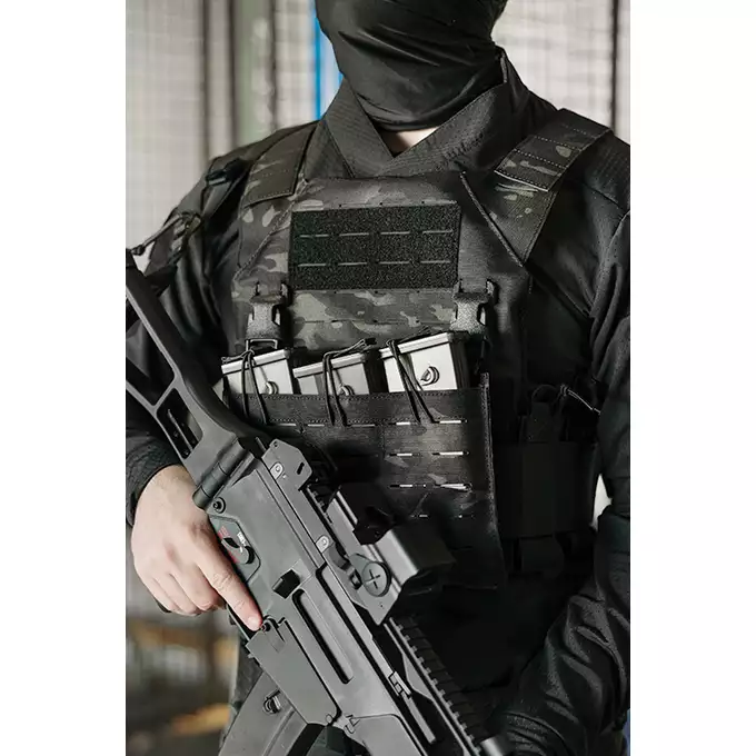 [Zestaw] Kamizelka Recon Plate Carrier Laser-Cut Buckle Up z ładownicą na magazynki AR15/AK - MB [8Fields] + Duża ładownica Laser-Cut ogólnego przeznaczenia - MB [8FIELDS] + Panel Buckle Up Laser-Cut na 6 magazynków AR15/AK - MB [8Fields]
