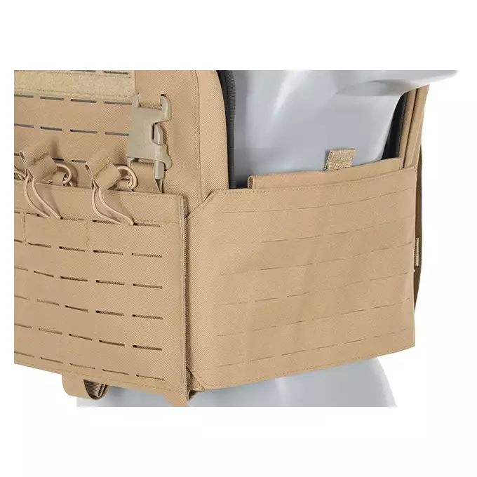 QRF Plate Carrier Laser-Cut Buckle Up with AR15/AK Magazine Pouch - Tan [8FIELDS]