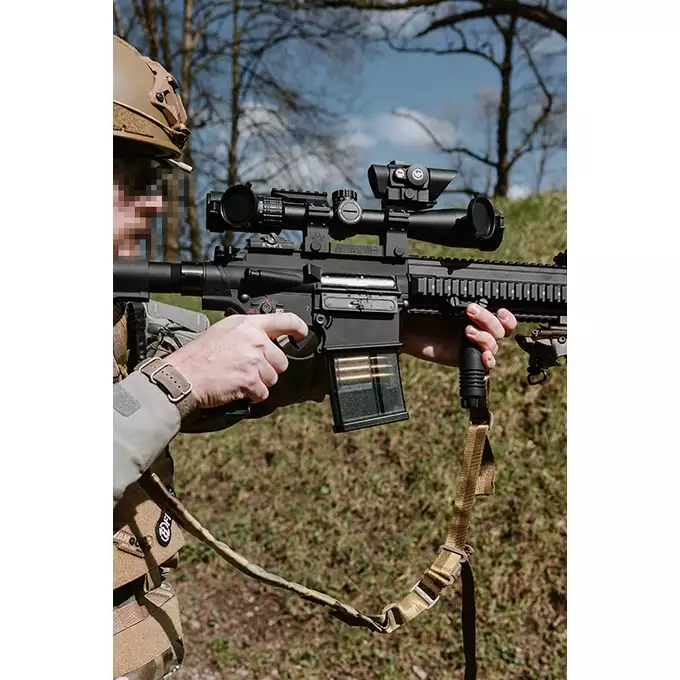 [Zestaw] Replika Airsoftowa EC-204 Edycja Advanced (ulepszony gearbox, programowalny ETU) - Black [E&amp;C] + Akumulator Li-Po 1200mAh 11,1V 20C - Deans [IPower] + Kompaktowa ładowarka LIPO B3Pro