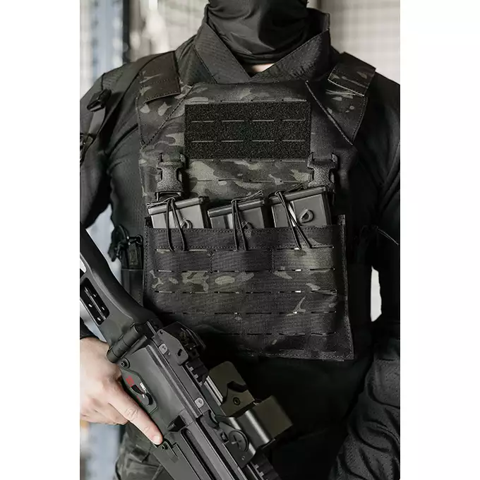 [Zestaw] Kamizelka Recon Plate Carrier Laser-Cut Buckle Up z ładownicą na magazynki AR15/AK - MB [8Fields] + Duża ładownica Laser-Cut ogólnego przeznaczenia - MB [8FIELDS] + Panel Buckle Up Laser-Cut na 6 magazynków AR15/AK - MB [8Fields]