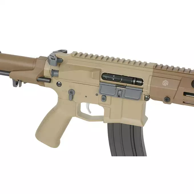 [Zestaw] M923G DEX556 5.56 - Tan [DE Airsoft] + Akumulator Li-Po 1100mAh 11,1V 20C - Deans [IPower] + Ładowarka V3+ do akumulatorów LiPo/LiFe [IPower]