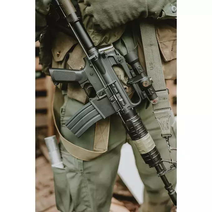 [Zestaw] Gazowa Replika Karabinka Colt 610/GAU-5A/A - Black [EMG] + Single Point Airsoft Red Dot - OEG [JJ Airsoft]