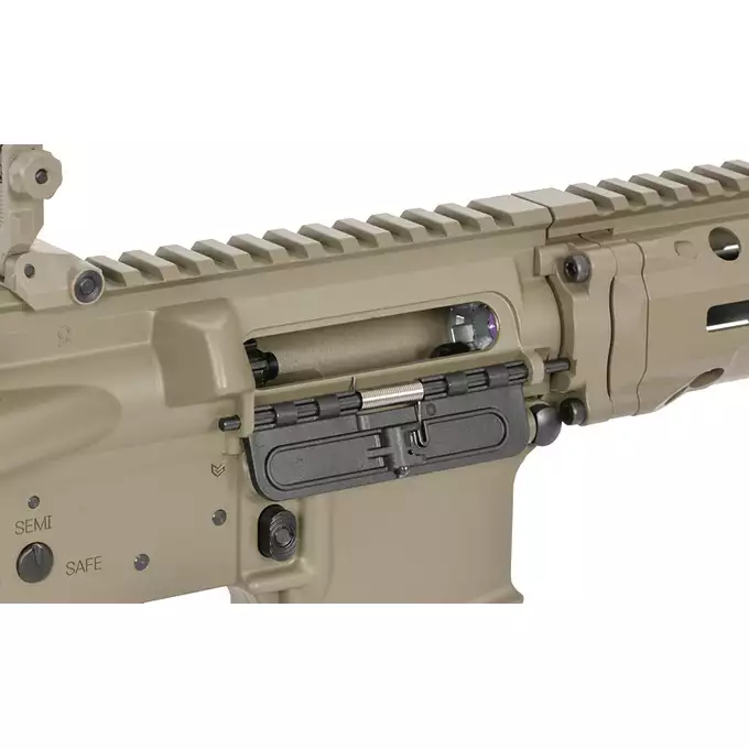 [Zestaw] Replika PDW Daniel Defense DDM4 CQB GBB CGS Lightning Series - Tan [EMG] + Magazynek LANCER L5 5.56 AWN Green Gaz do karabinków gazowych CGS, MWS - Black [EMG]