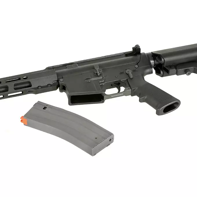 [Zestaw] Replika karabinka AR15 WE13-3A 9,5" GBB Nylon - Black [WELL PRO] + Magazynek STANAG o pojemności 30 kulek do replik GBBR [Well Pro]