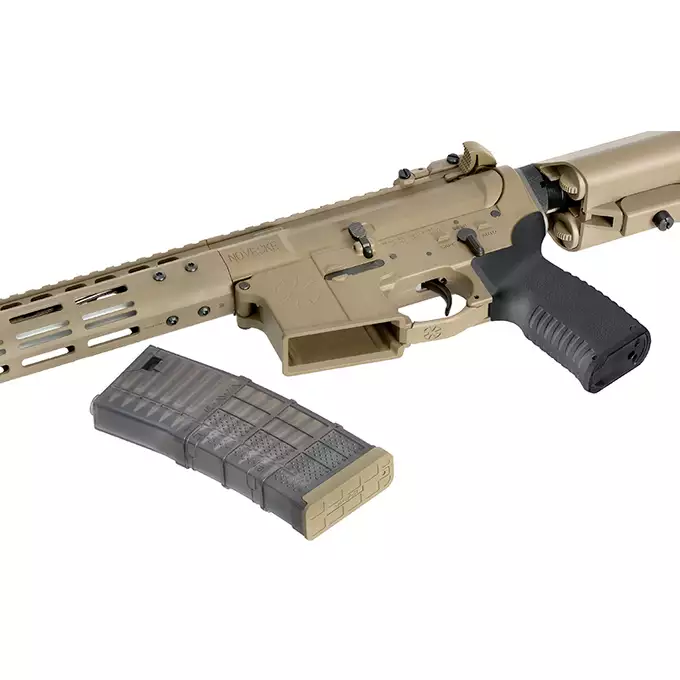[Zestaw] Replika Karabinka Noveske 13.7" Gen III INFIDEL Eshooter ETU, GEN-2 - FDE [EMG] + Ładowarka V3+ do akumulatorów LiPo/LiFe [IPower] + AKUMULATOR AIRSOFTOWY 25C 800MAH 3S1P 11.1V LIPO GENS ACE G-TECH T-PLUG