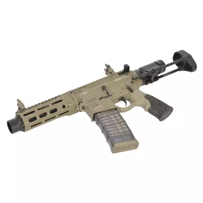 [Zestaw] Replika PDW Daniel Defense DDM4 CQB GBB CGS Lightning Series - Tan [EMG] + Magazynek LANCER L5 5.56 AWN Green Gaz do karabinków gazowych CGS, MWS - Black [EMG]
