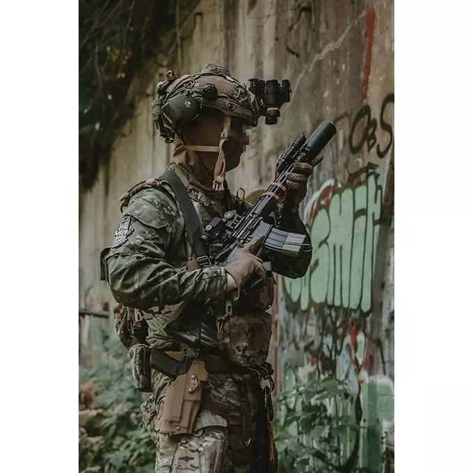 [Zestaw] Replika Knight's Armament KS-3 9,5" GBB - Czarna [EMG] + Licencjonowana replika tłumika KAC QDC tracer - Black [EMG] + Perfect BB kulki Tracer 0,28g BIO - 1 kg [BLS]