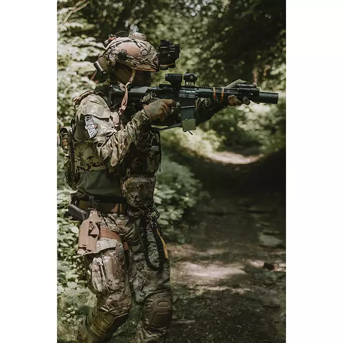 [Zestaw] Replika Knight's Armament KS-3 9,5" GBB - Czarna [EMG] + Licencjonowana replika tłumika KAC QDC tracer - Black [EMG] + Perfect BB kulki Tracer 0,28g BIO - 1 kg [BLS]