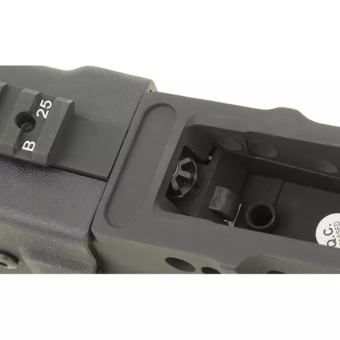 CM.032 EBR black style [CYMA]