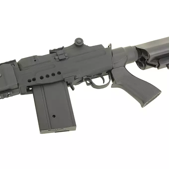 CM.032 EBR black style [CYMA]