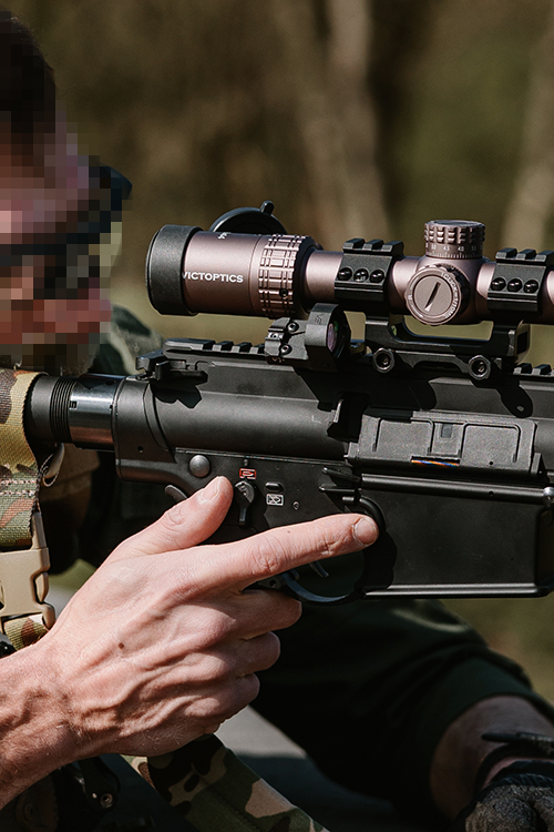 Frenzy-s Red Dot Sight - Black [Vector Optics] | Taiwangun